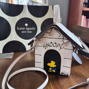 Kate Spade X Peanuts Snoopy 3D Dog House Crossbody Novelty Purse NWT Woodstock